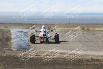 media/Oct-26-2025-CalClub SCCA (Sun) [[8ce1e69566]]/Group 6/Grapevine/
